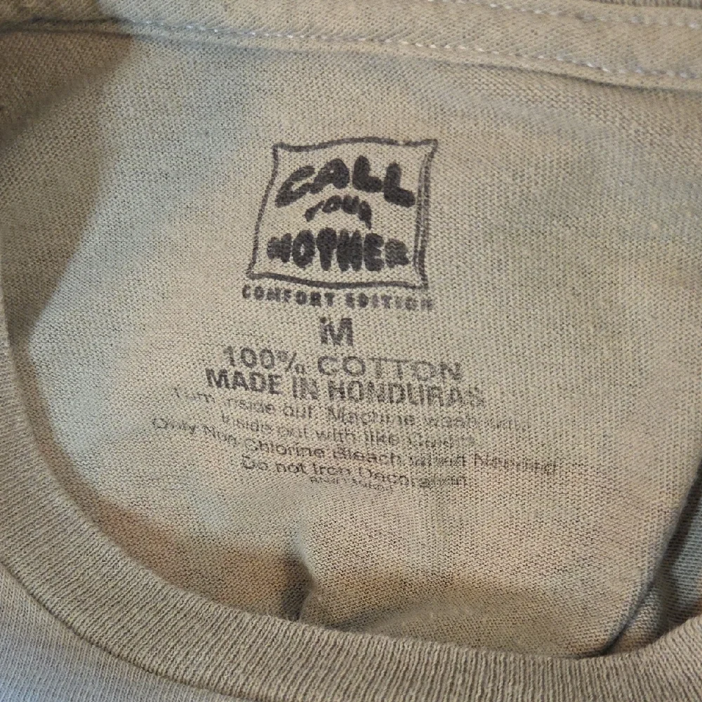 Cosmic Dreamer Sun Mushroom Short Sleeve Light Green Tshirt - Picture 7 of 7